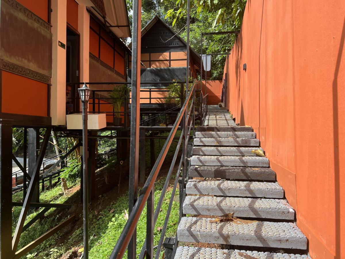 Santhi Hill View Resort Munnar Ngoại thất bức ảnh