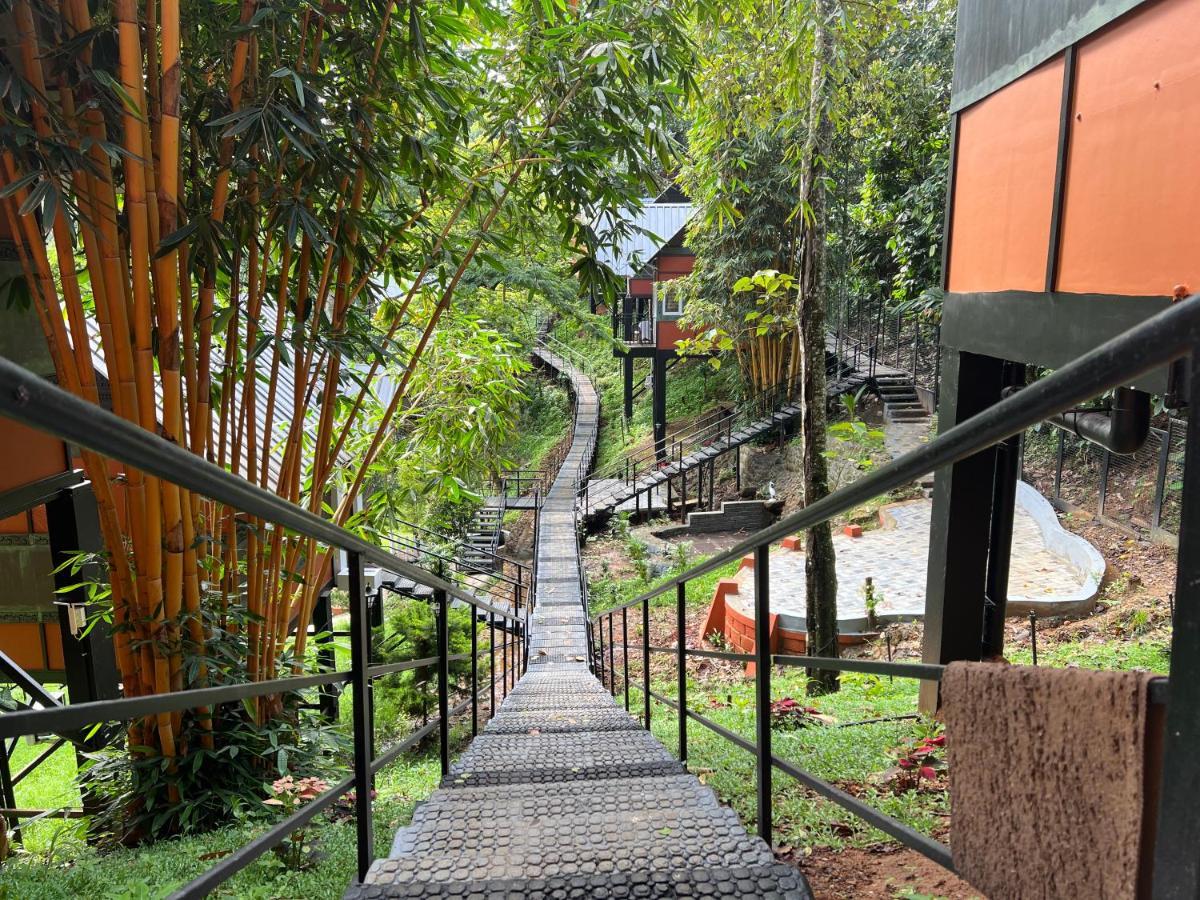 Santhi Hill View Resort Munnar Ngoại thất bức ảnh