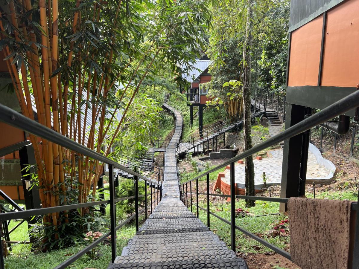 Santhi Hill View Resort Munnar Ngoại thất bức ảnh
